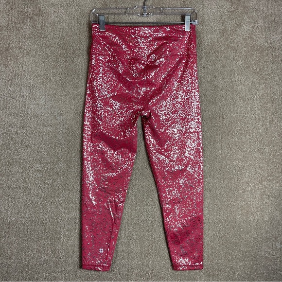 Sweaty Betty Goddess 7/8 Legging Size Medium Red Terrazzo Foil Print Workout NEW - Picture 8 of 10